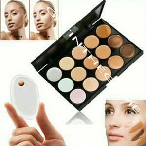Silisponge Puff & 15 Color Concealer / Contour Kit