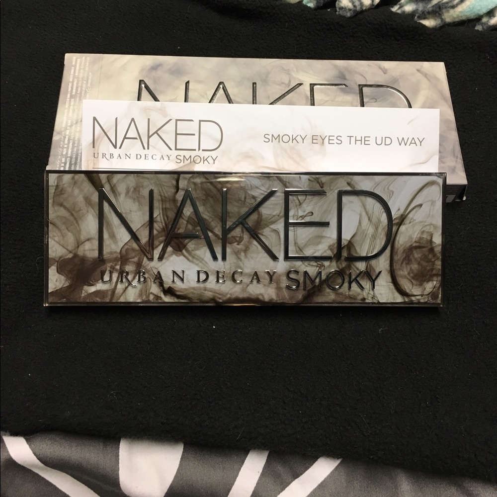Urban Decay Smokey Pallet