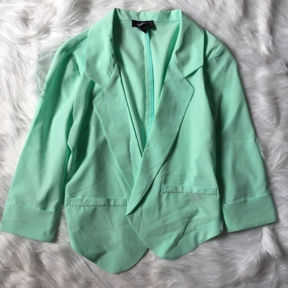 Jackets & Blazers - $4 SALE 🔥 NWOT Mint Blazer Jacket