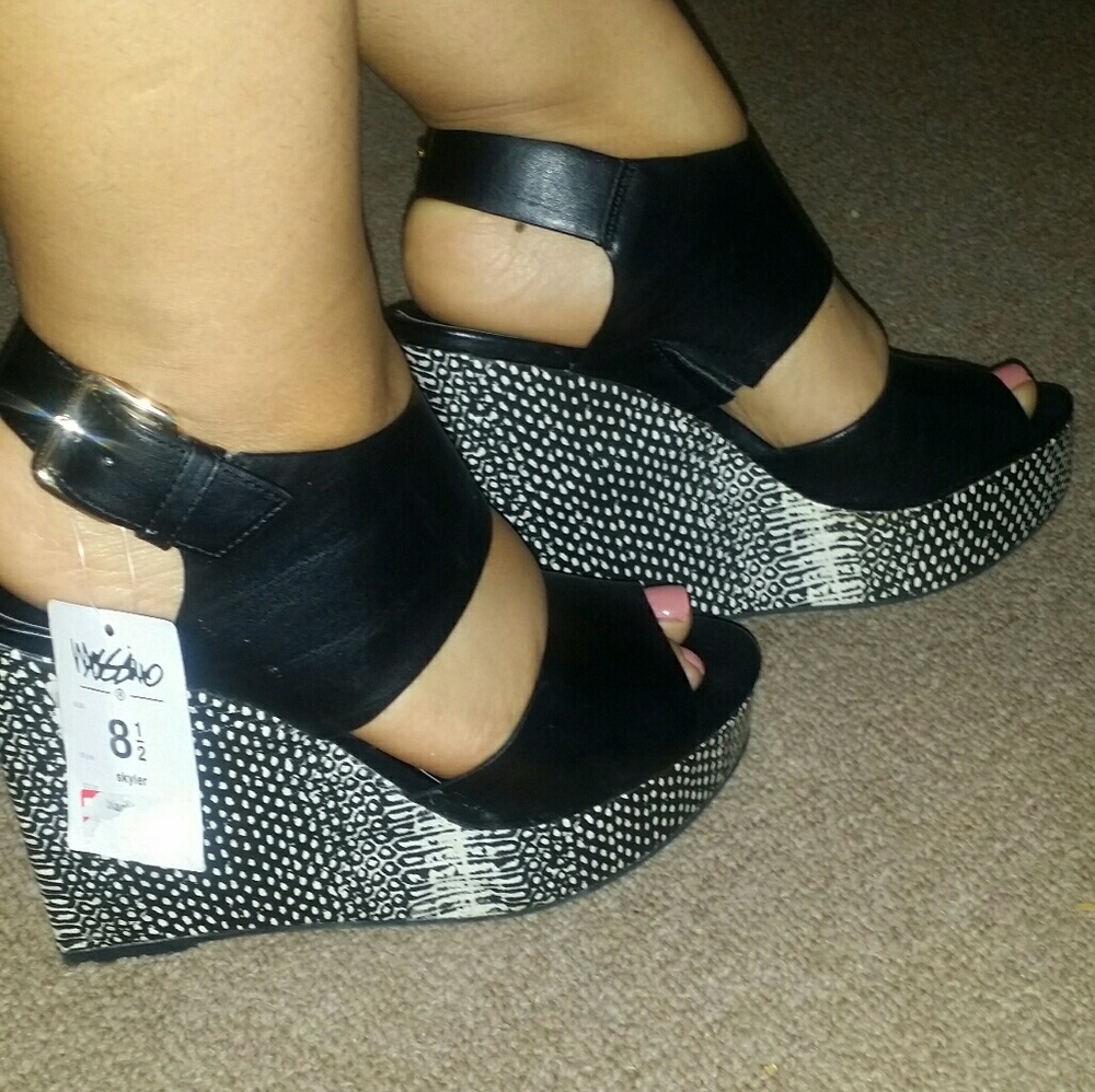 Mossimo wedges