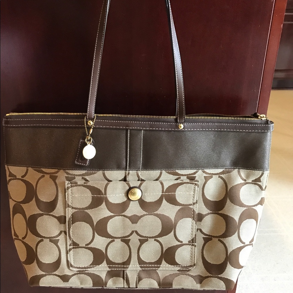Coach tote