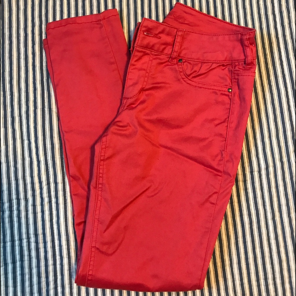 Coral Maurice's skinny jean