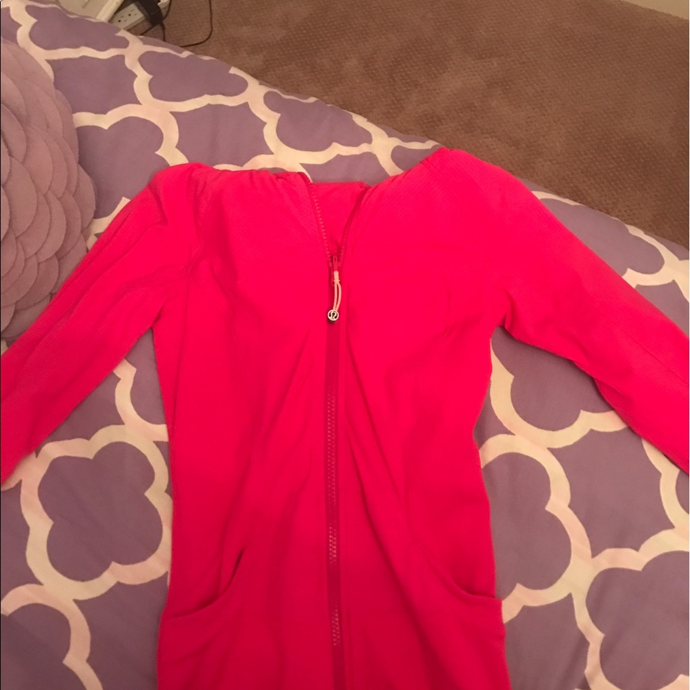 Pink lululemon reversible jacket size 2