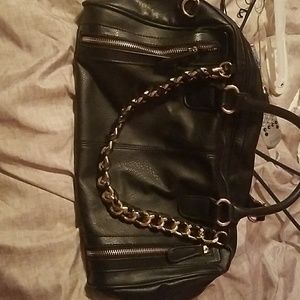 Black apt9 purse