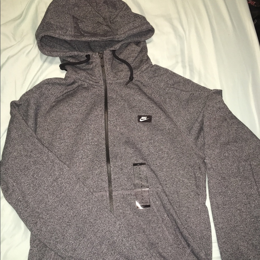 NWT Men's Nike Sweatshirt