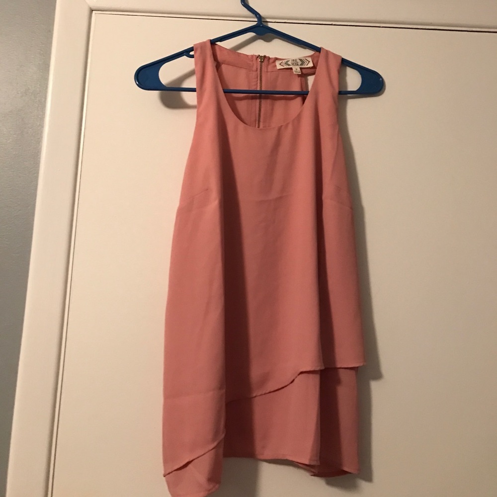 Salmon tank top