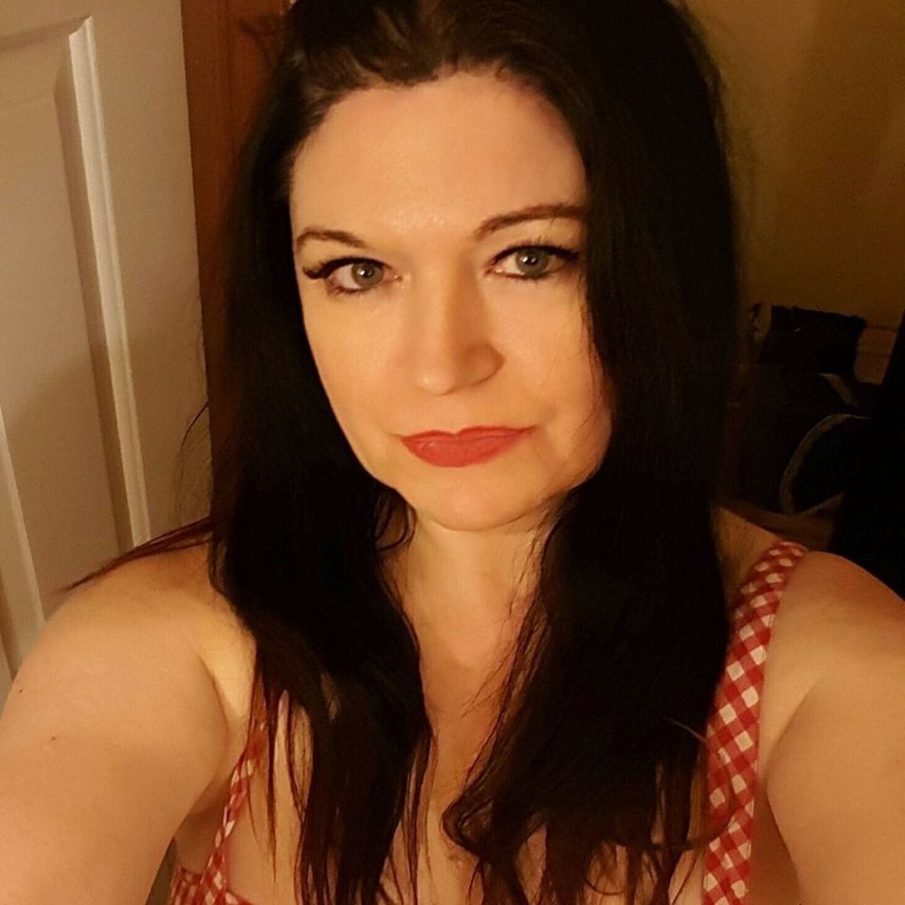 Meet your Posher, Gwendolynn