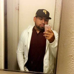 Meet your Posher, Leo