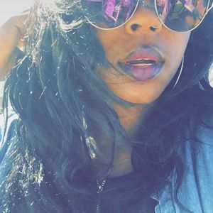 Meet your Posher, Benishisa