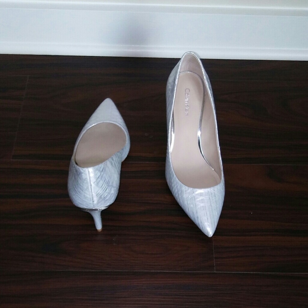 Calvin Klein Gayle Classic Pump Heels - Silver