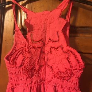 Beautiful coral color top, size xs.