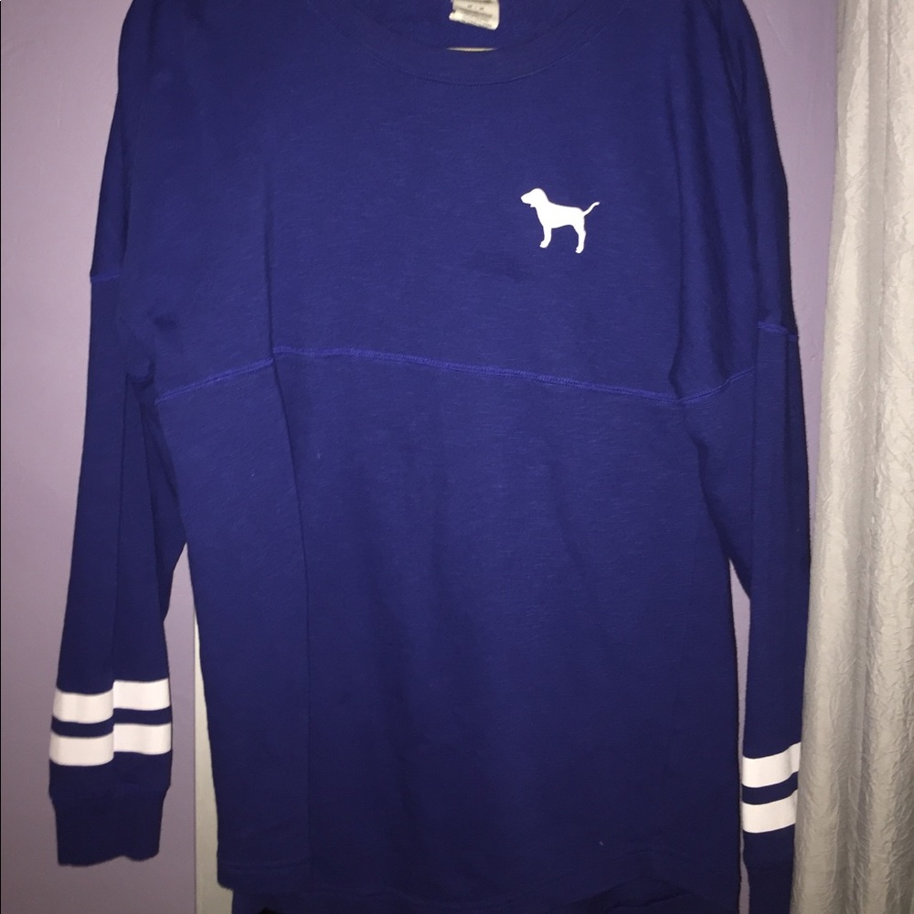 Blue long sleeve shirt