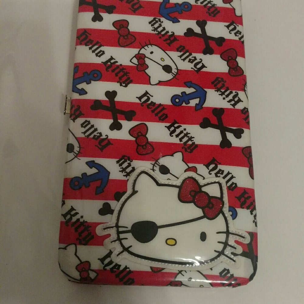 Hello kitty pirate wallet