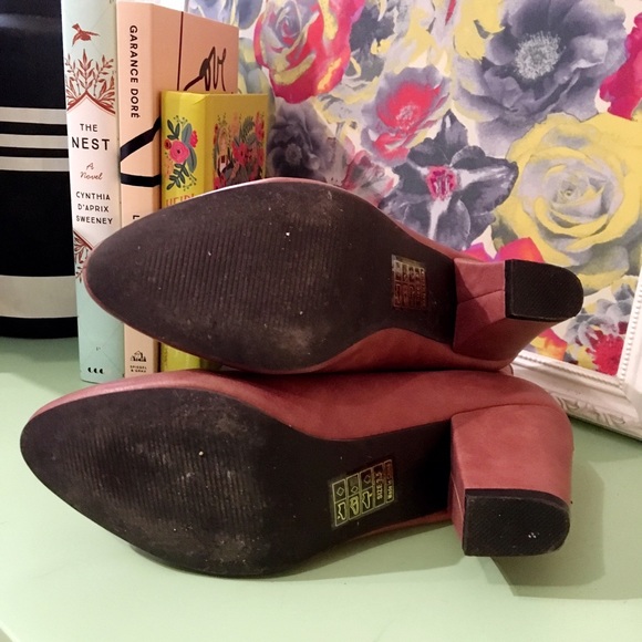b.a.i.t. Footwear Shoes - B.A.I.T. Footwear Mauve Boot b.a.i.t. Footwear Shoes - B.A.I.T. Footwear Mauve Boot
