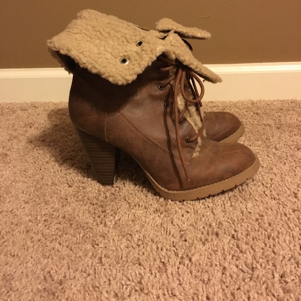 American Eagle AE Lace Up Faux Fur Bootie