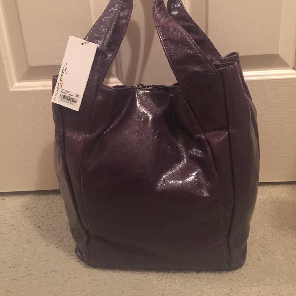 👛 NWT Kenneth Cole handbag