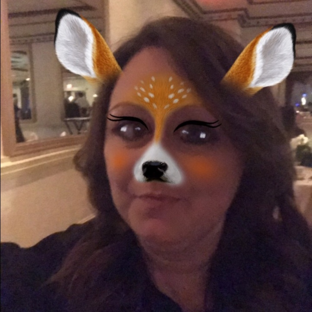 Meet your Posher, Lisa