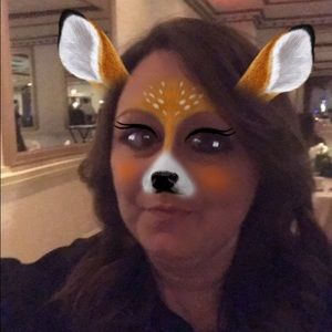 Meet your Posher, Lisa