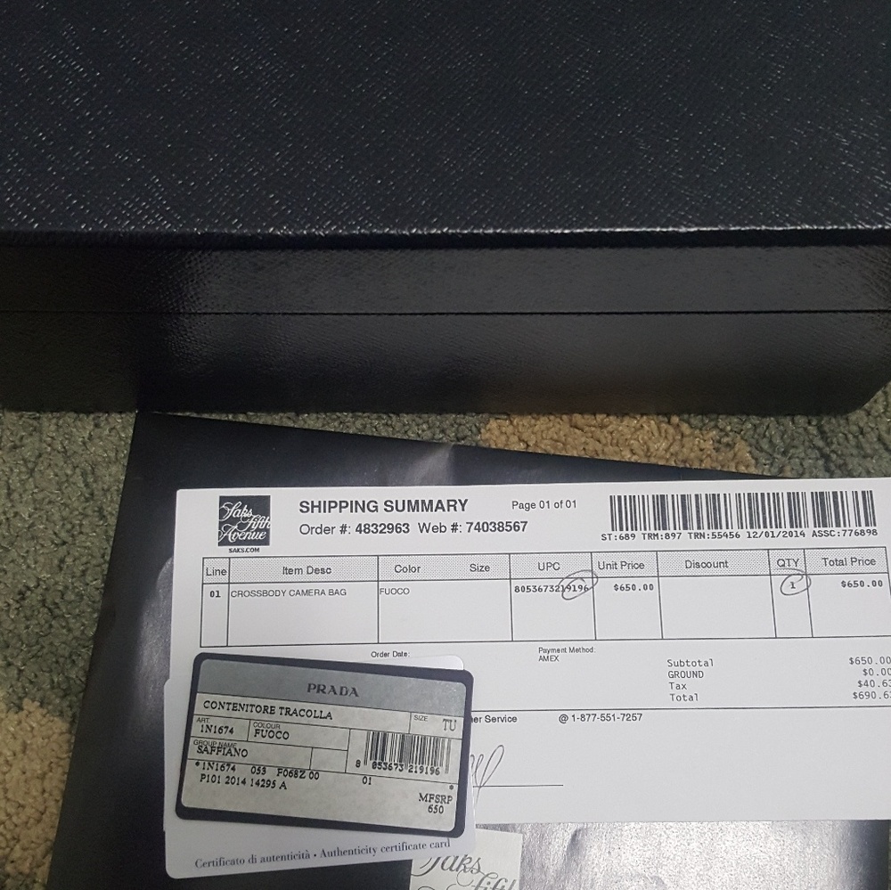 *SOLD* Prada Camera Crossbody - Picture 3 of 5