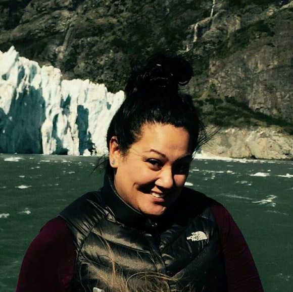 Meet your Posher, Christa - Picture 1 of 1