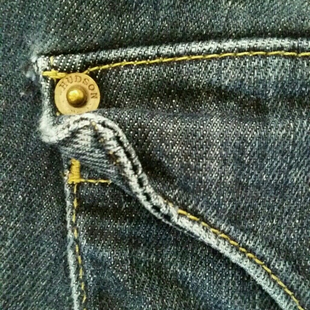 SOLD! HUDSON Jeans Skinny Dark Wash - Picture 5 of 6