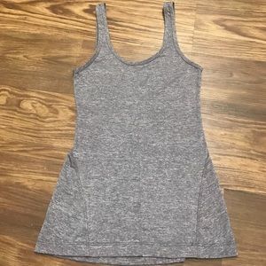 Lululemon grey tank