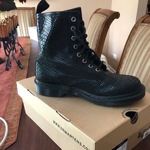 Women's Boots