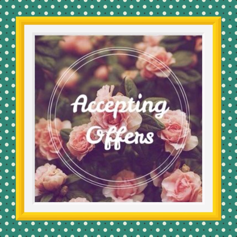 ✨💝OFFERS ACCEPTED💖✨
