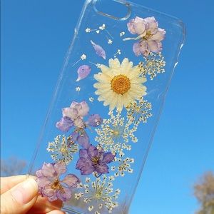 Beautiful pressed dried flowers case