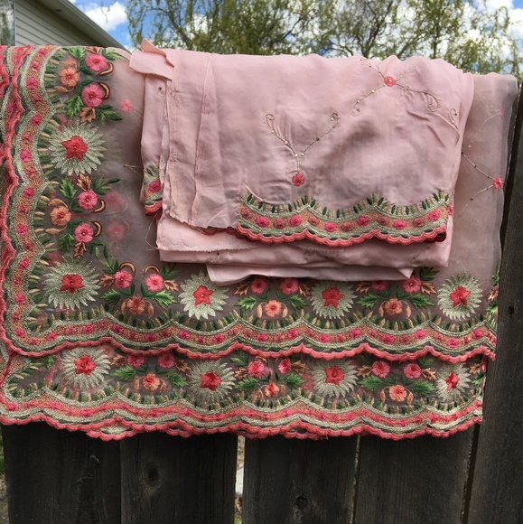 Indian Suit - Picture 2 of 4