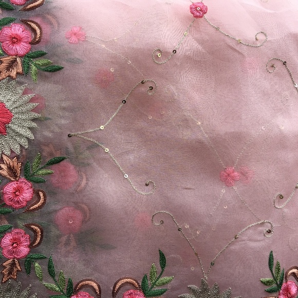 Indian Suit - Picture 4 of 4