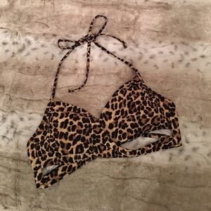 NWOT Victoria's Secret PINK cheetah bikini top