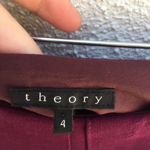 ❌SOLD❌Theory Burgundy Wine Pleated Mini Skirt - Picture 5 of 7