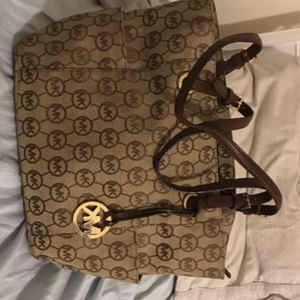 Michael Kors tote