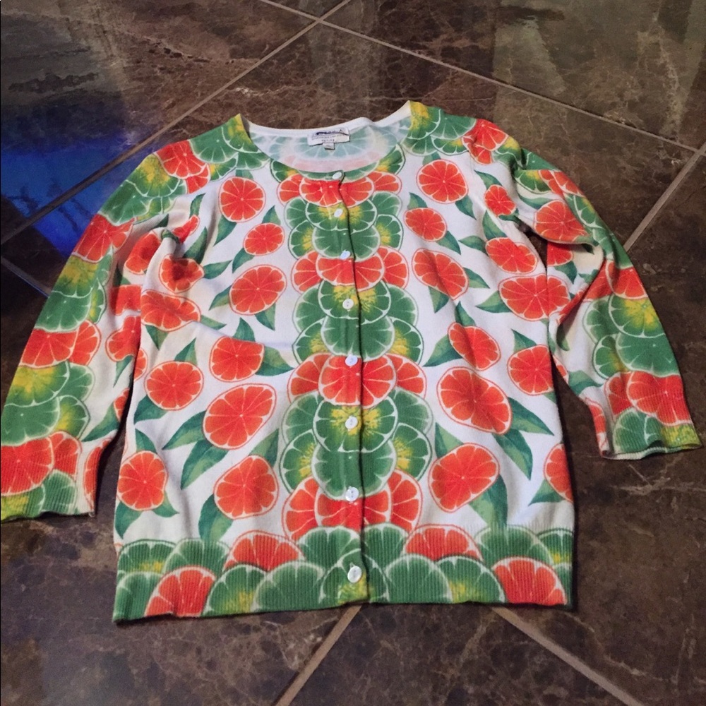 Spring bottom up sweater