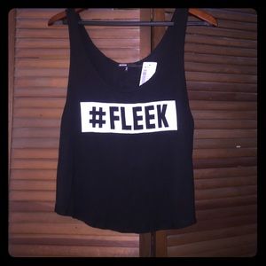 NWT #FLEEK tank 🤳🏾