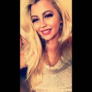 Meet your Posher, Karissa