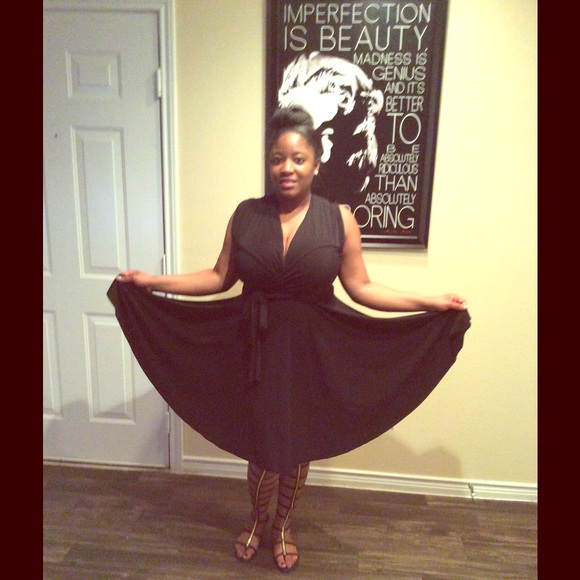 EVERY Girl needs a "little Black Dress" - Picture 3 of 8