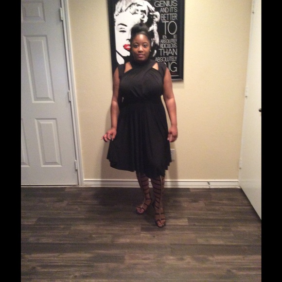 EVERY Girl needs a "little Black Dress" - Picture 6 of 8