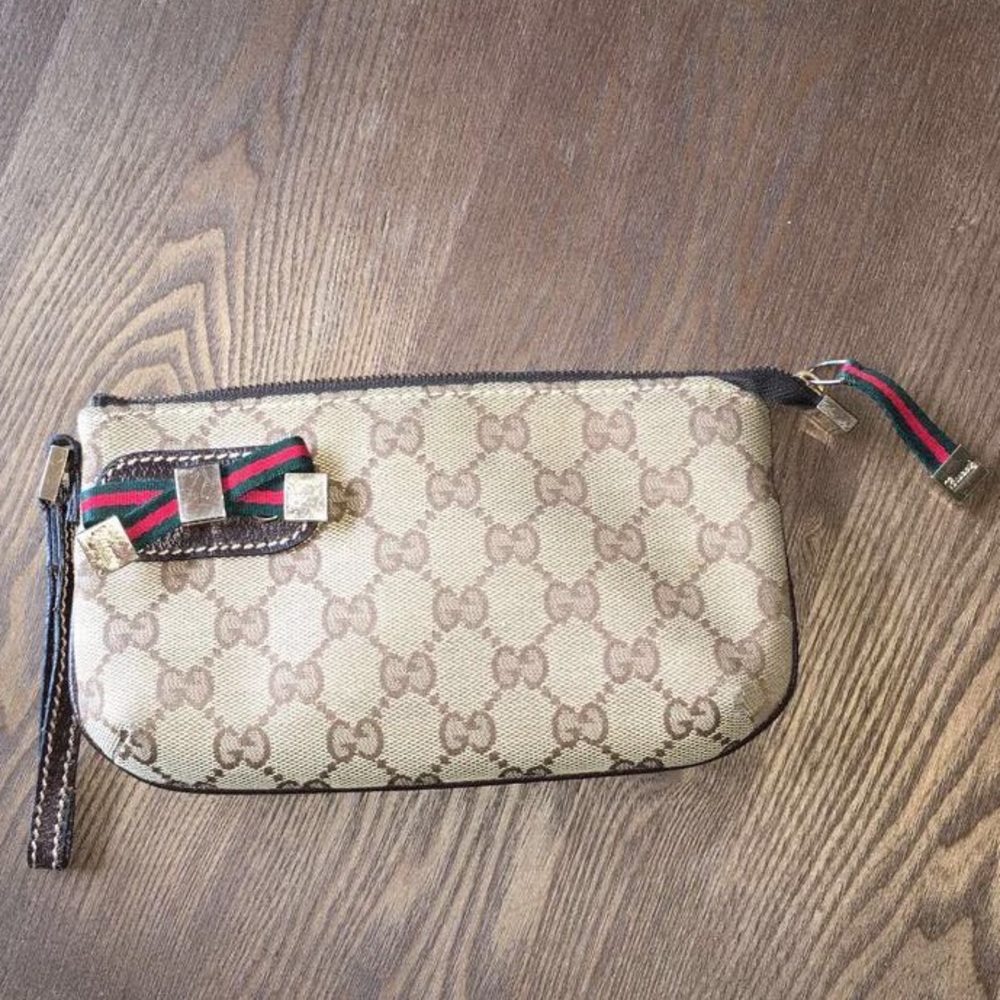 Gucci clutch