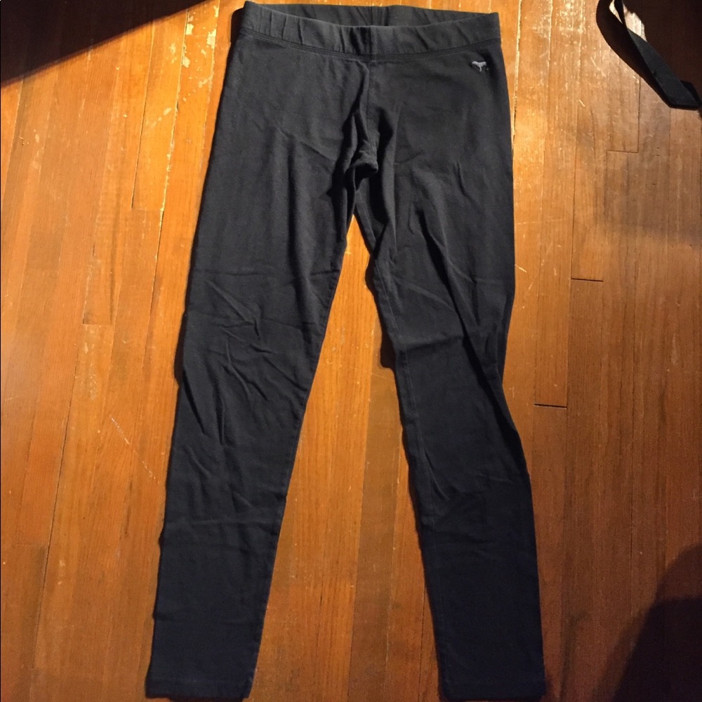 Black Victoria Secret leggings. Worn twice.