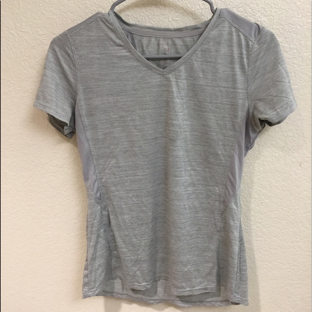 Grey semifitted shirt
