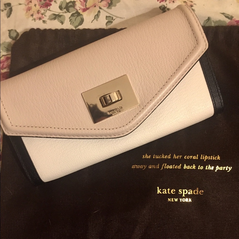 NEW KATE SPADE ENVELOPE WALLET