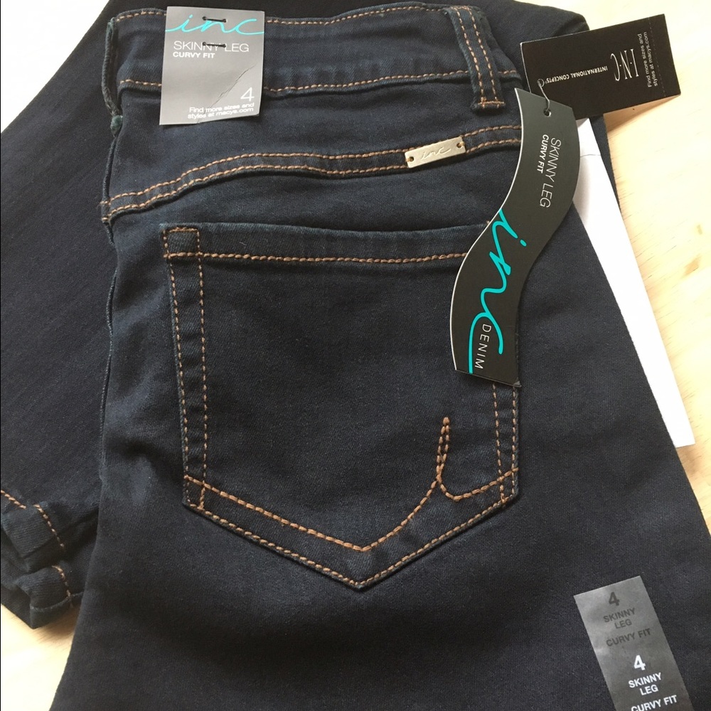 NWT Inc International curvy fit skinny jeans Sz 4