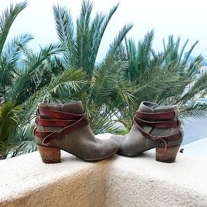 🌞 Dolce Vita Booties 6M