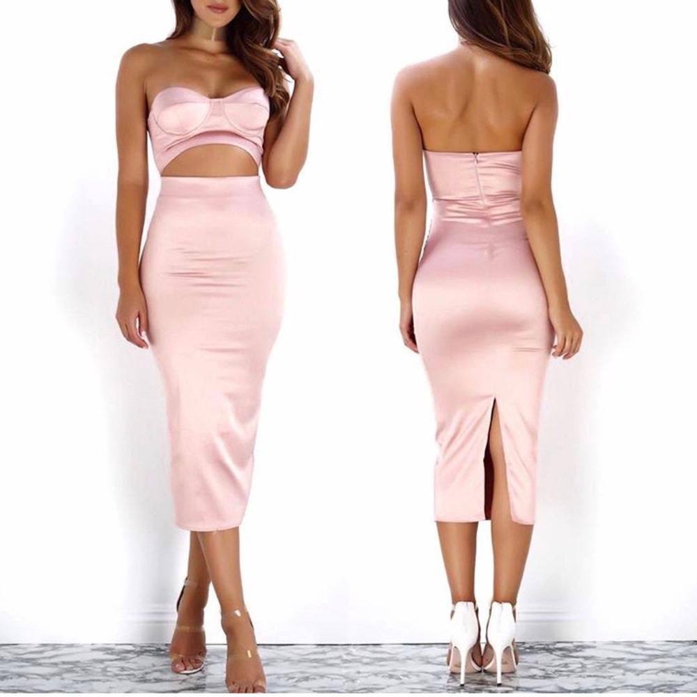 Sweetheart satin midi dress