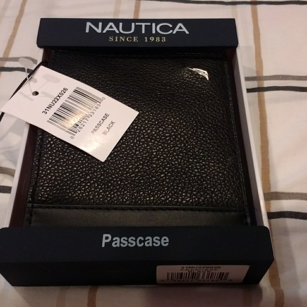 Nautica Passcase Men's Wallet