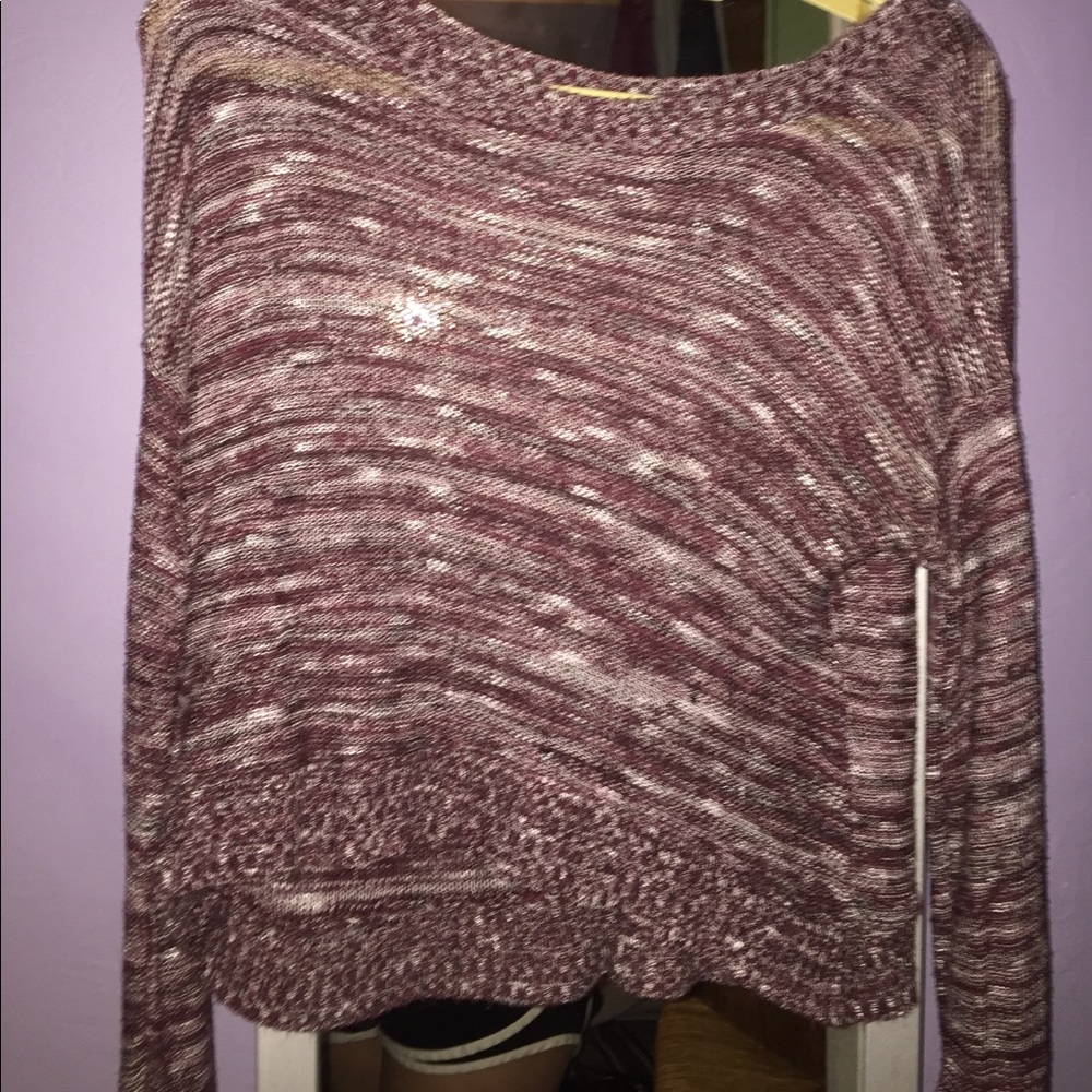 maroon white and black cropped sweater