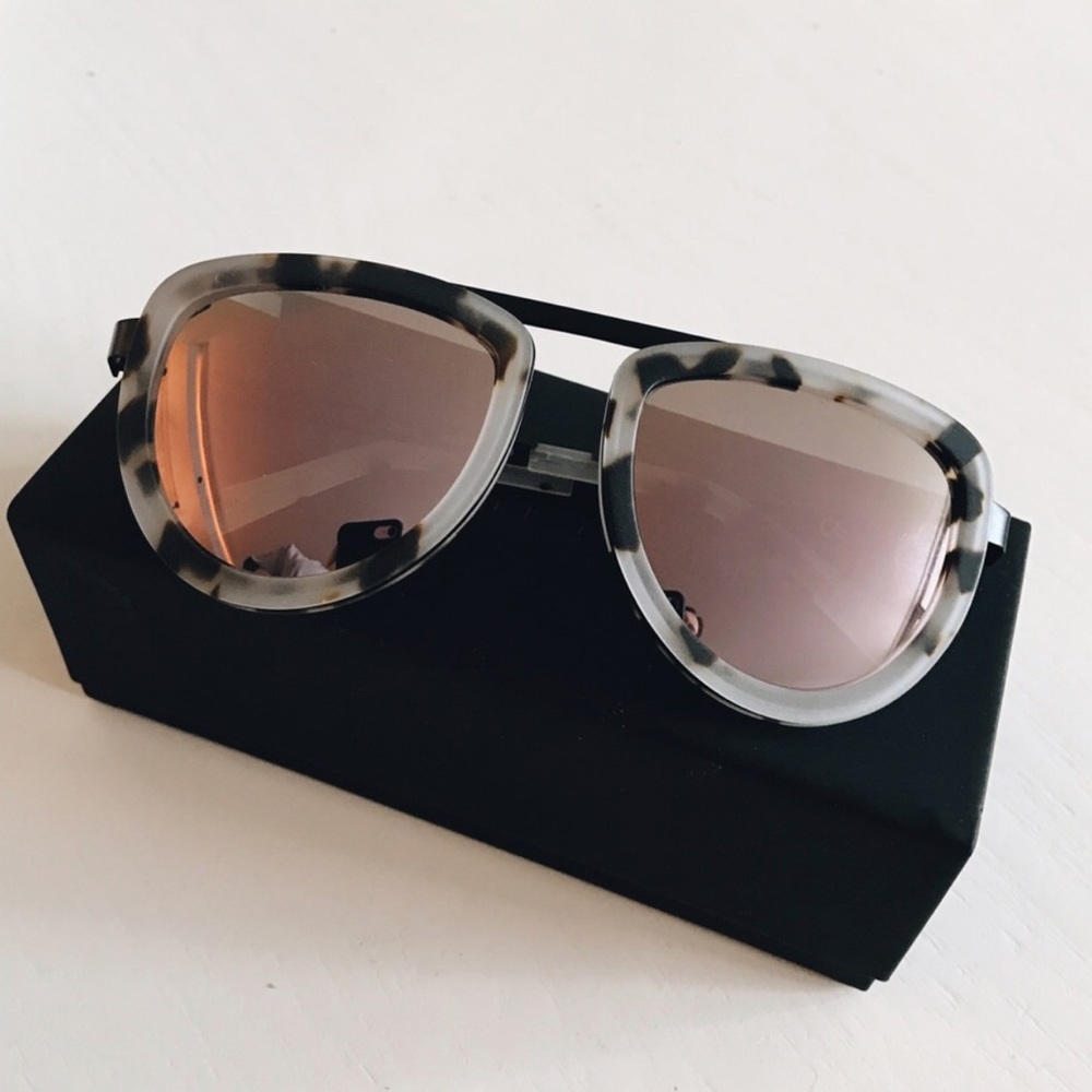 KENDALL + KYLIE Sunglasses 😎