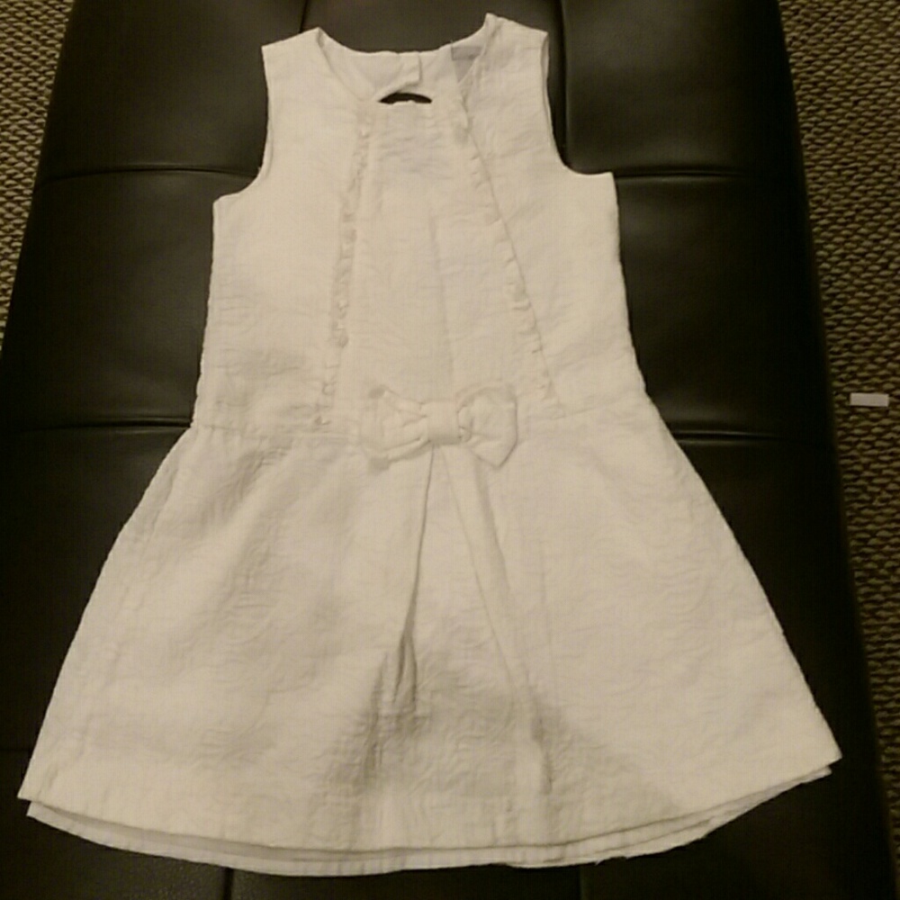 TAHARI - girls dress - size 6- like new